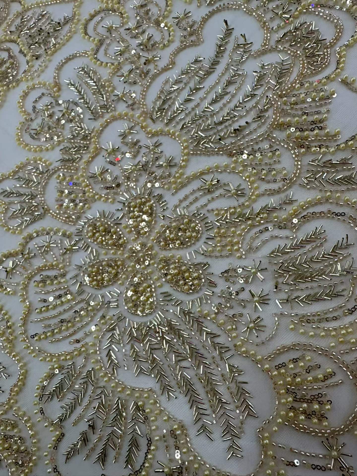 Tessuto per Abito da Sposa 202 - Glitter Tablecloth recensione e prezzo